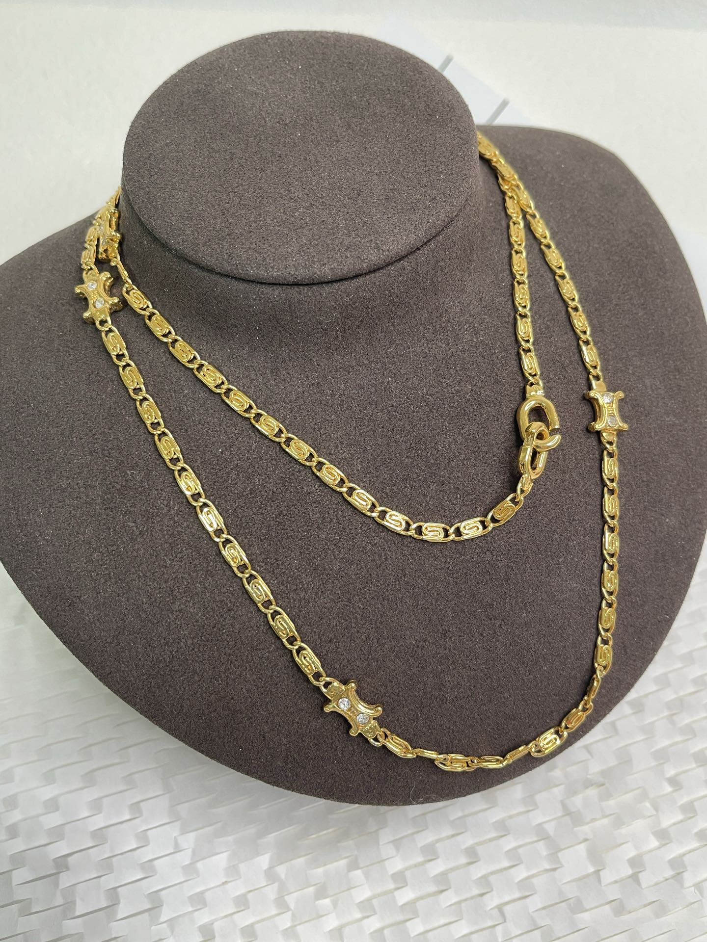 Collar de Celine