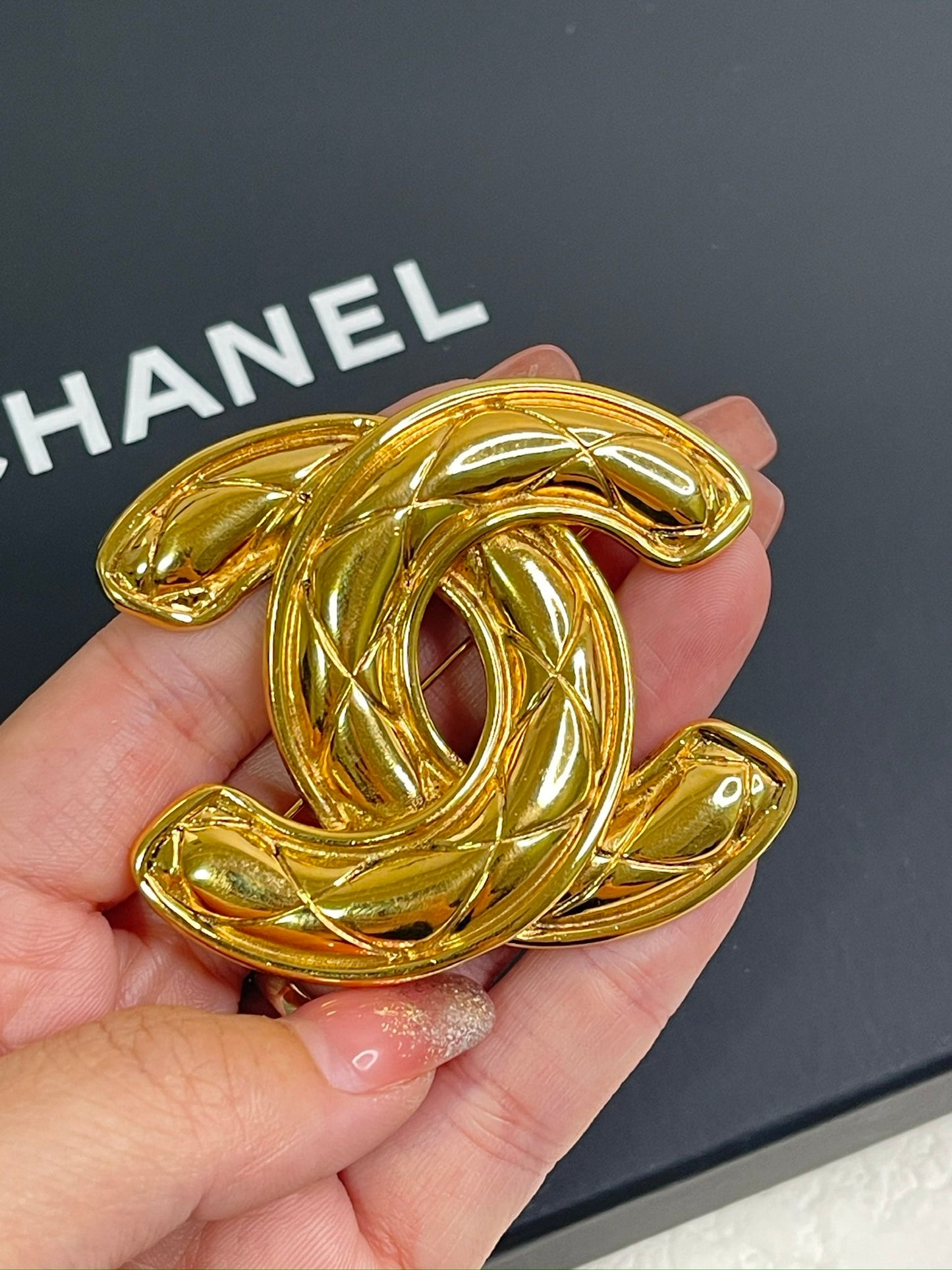 Chanel Coco Marc Matras Pattern Brooch Gold