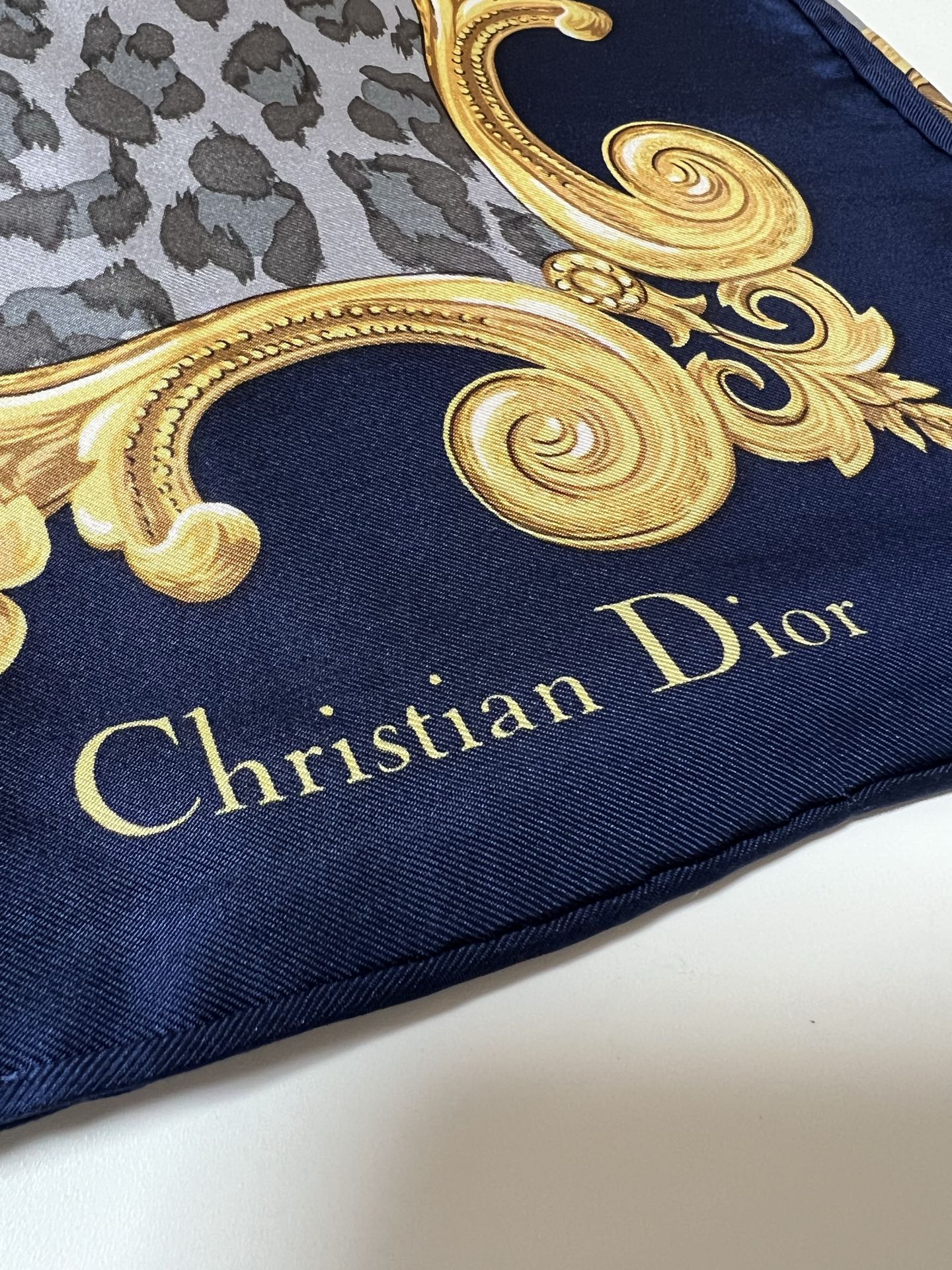 Dior scarf