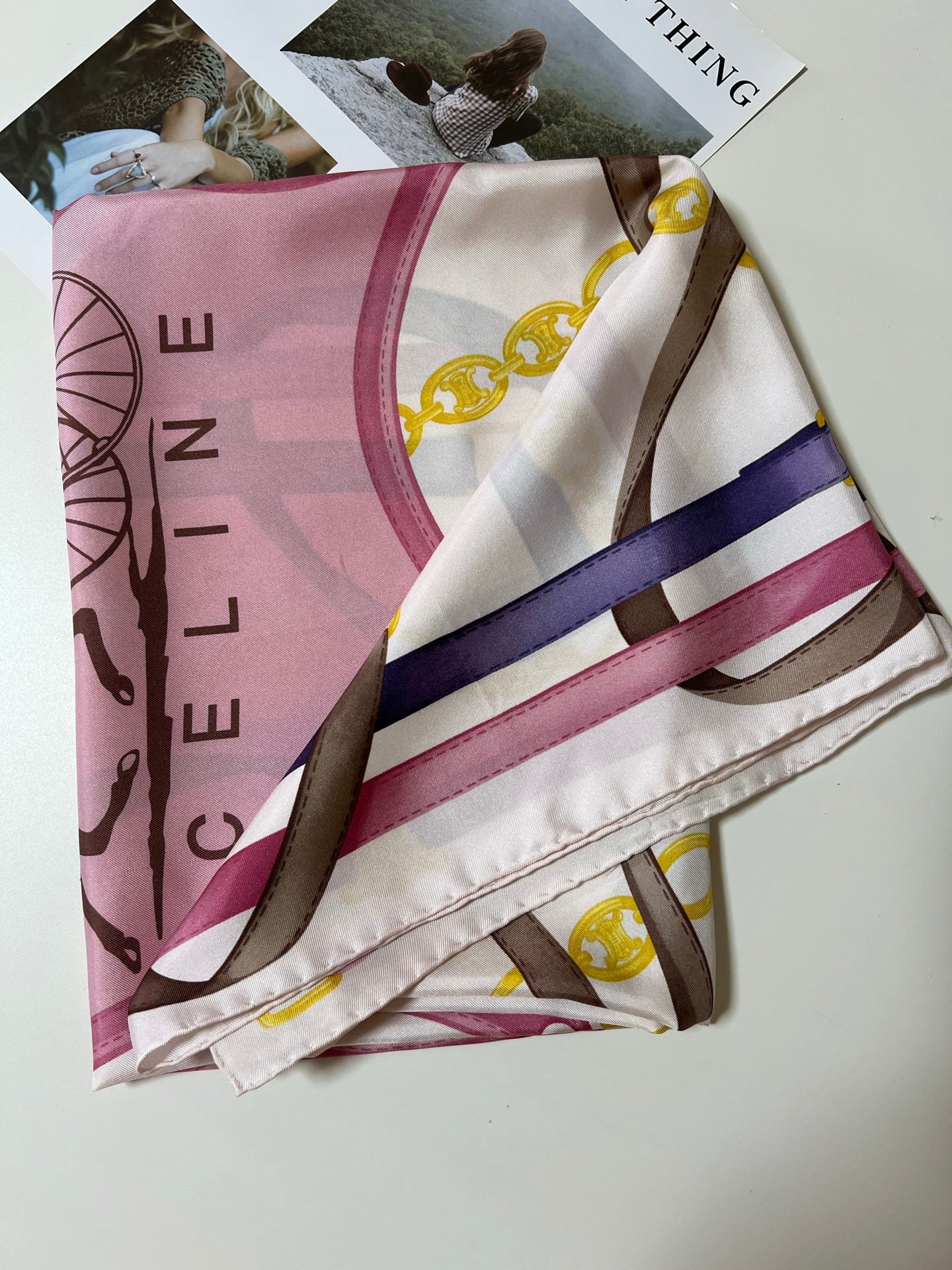 🍭🎈Celine scarf