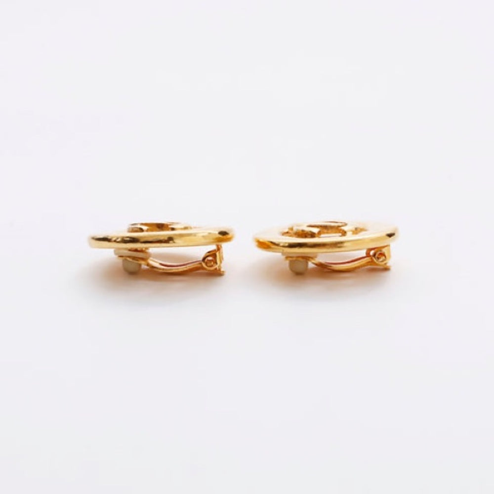 CHANEL coco mark gold Clip-on earring(s)