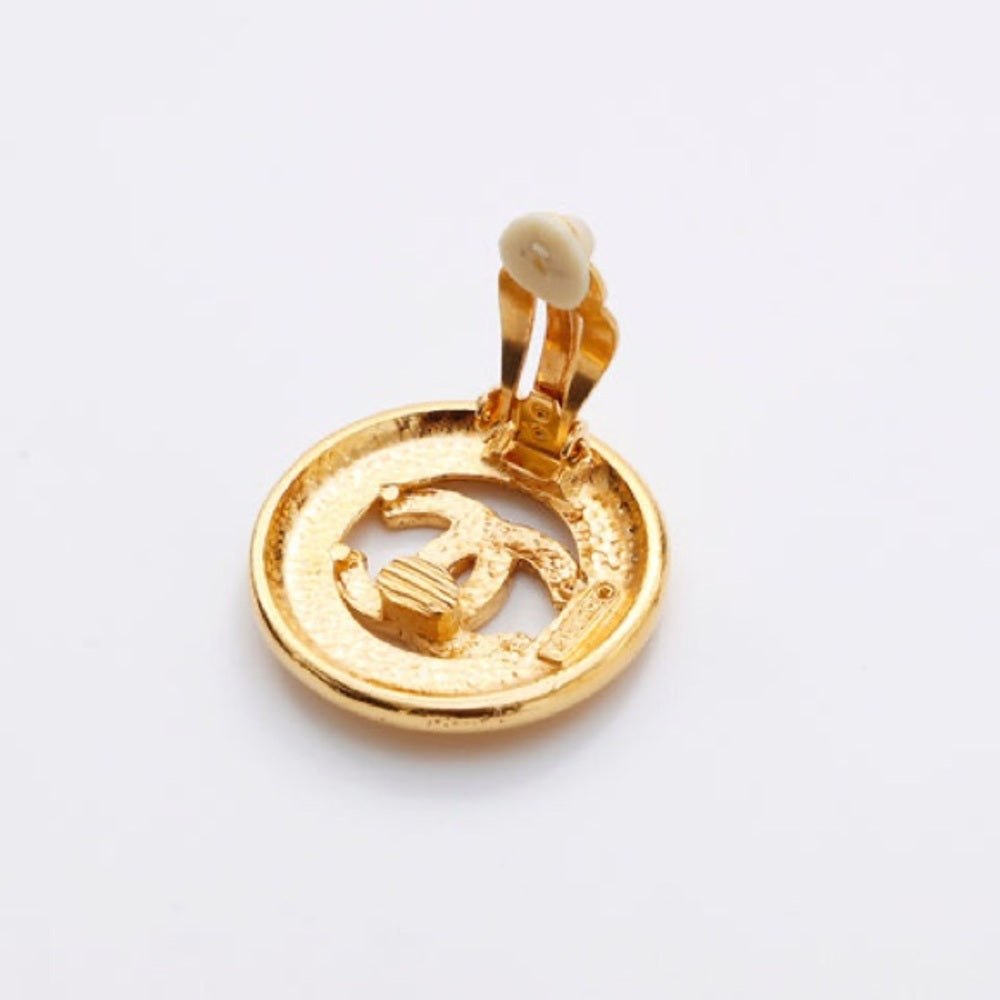 CHANEL coco mark gold Clip-on earring(s)