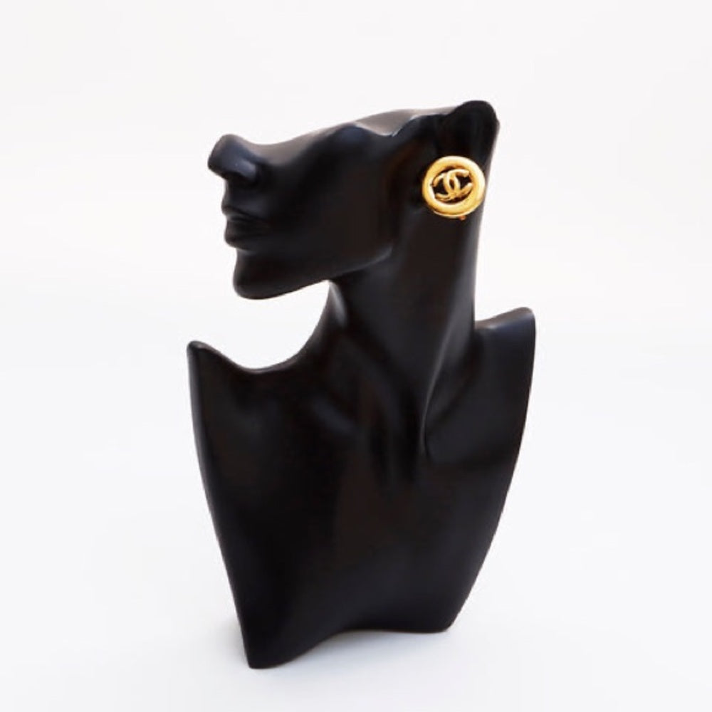 CHANEL coco mark gold Clip-on earring(s)