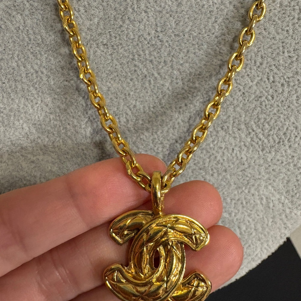 CHANEL Coco Mark Matelasse 1990 necklace