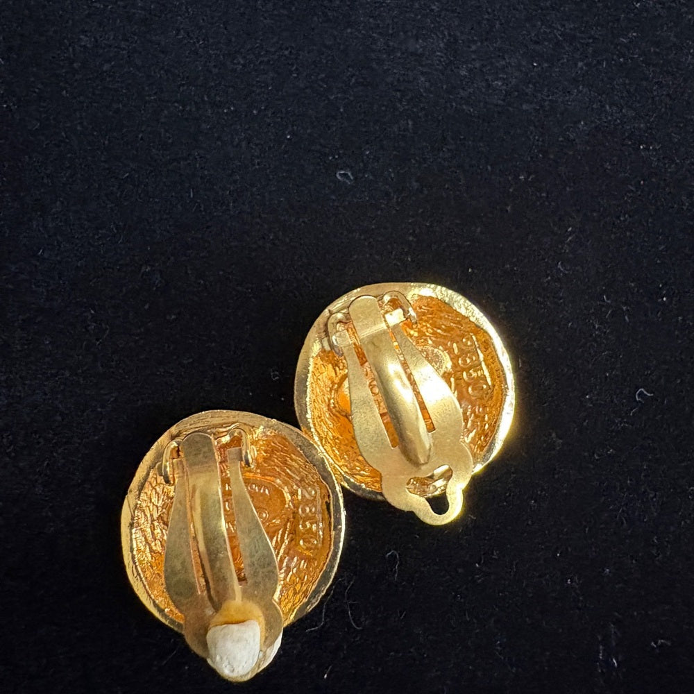 CHANEL Gold Elegant Earrings