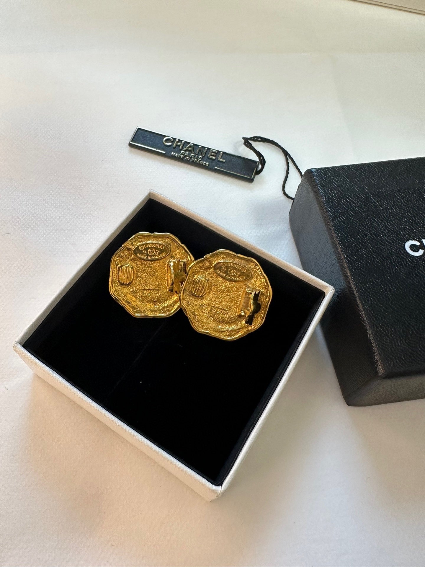 Pendientes azules de Chanel para mujer