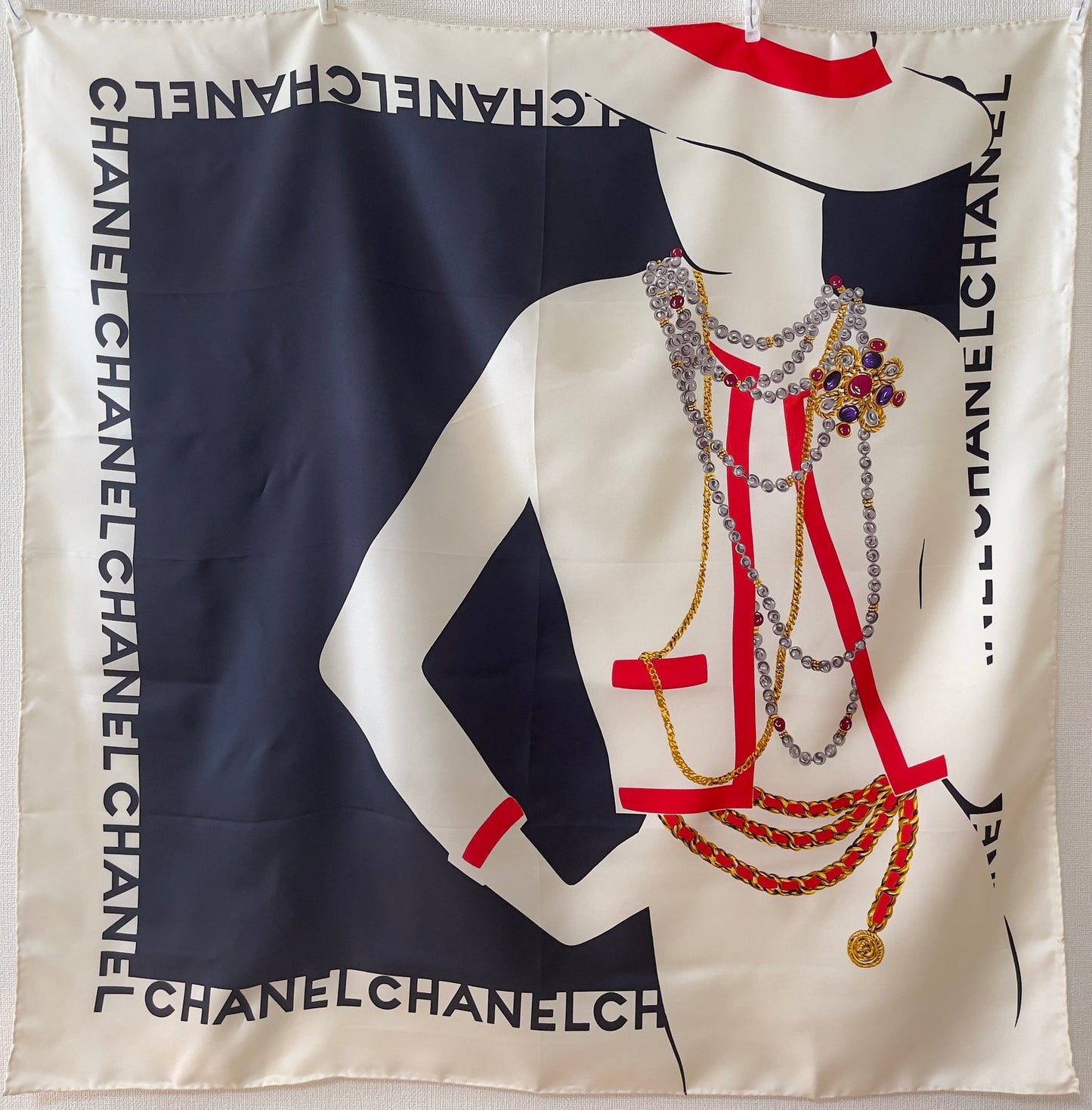 🐟Chanel scarf