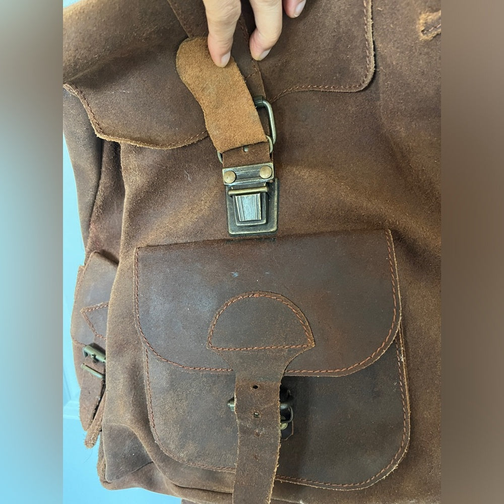 vintage Handmade leather backpack！super super cute! Good quality, high quality!