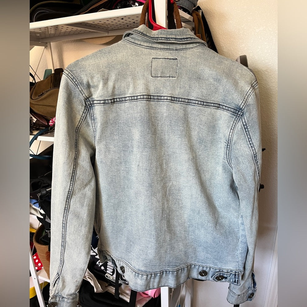 🔥Guess jeans jacket Size S