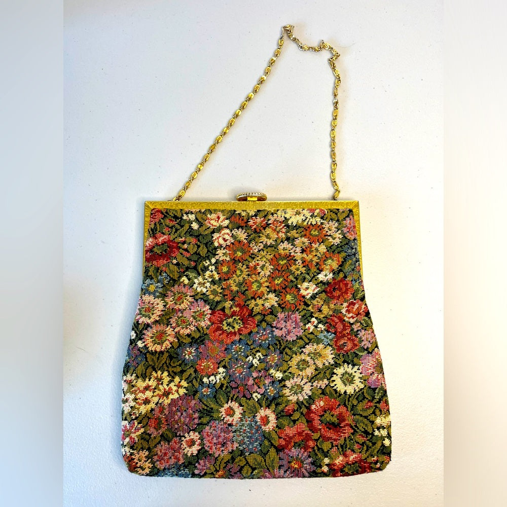 Bolso de noche vintage con detalles en hilo dorado y tapiz