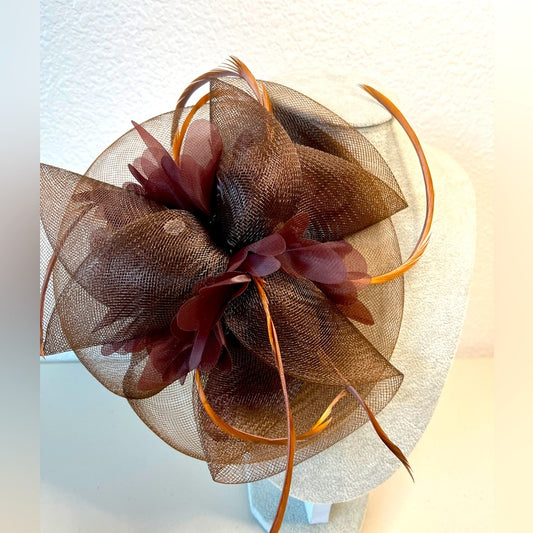 Tulle / Feather / Net Fascinators Kentucky Derby Hat/ Headwear