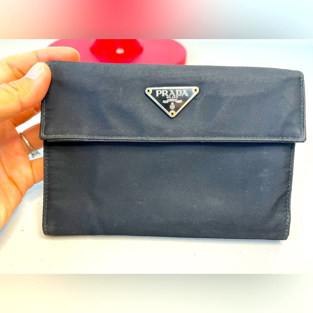 Cartera Prada