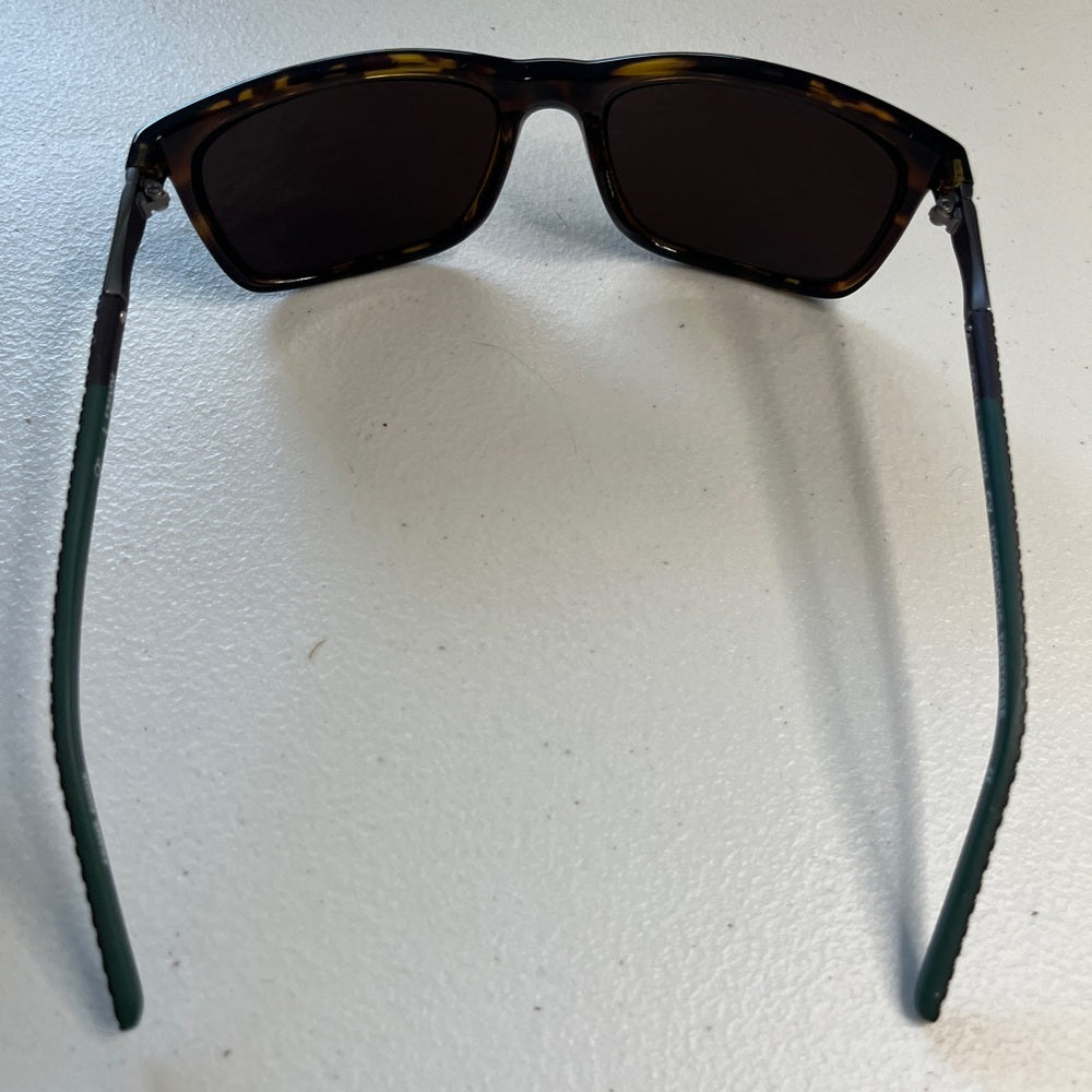 Excellent condition women’s sunglasses