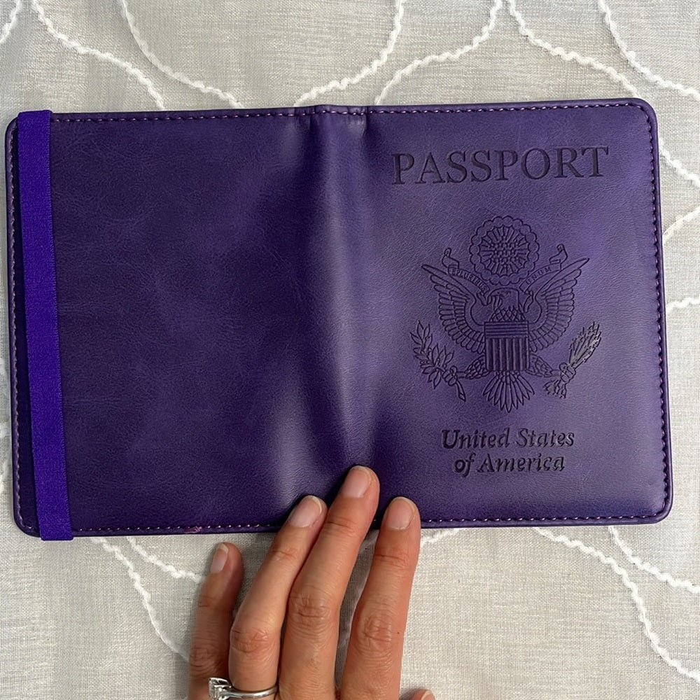 Funda para pasaporte, tarjetero y billetera de viaje con bloqueo RFID, color morado, nueva