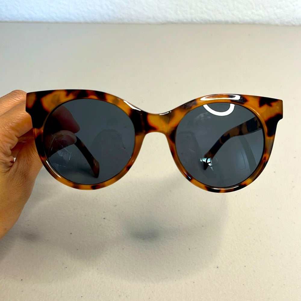 Women sunglasses