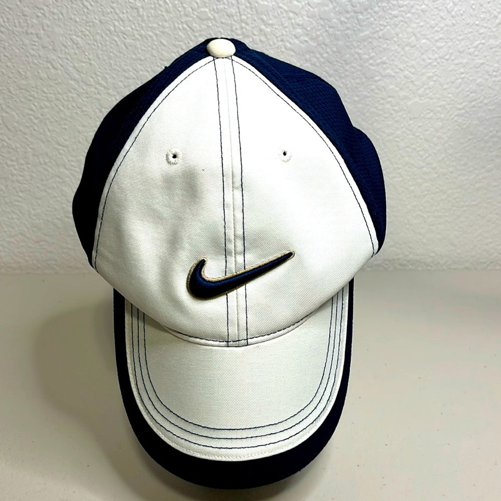 Nike 2010 Adult Unisex Mesh Adjustable Golf Hat/Cap-White/Navy 336056-419