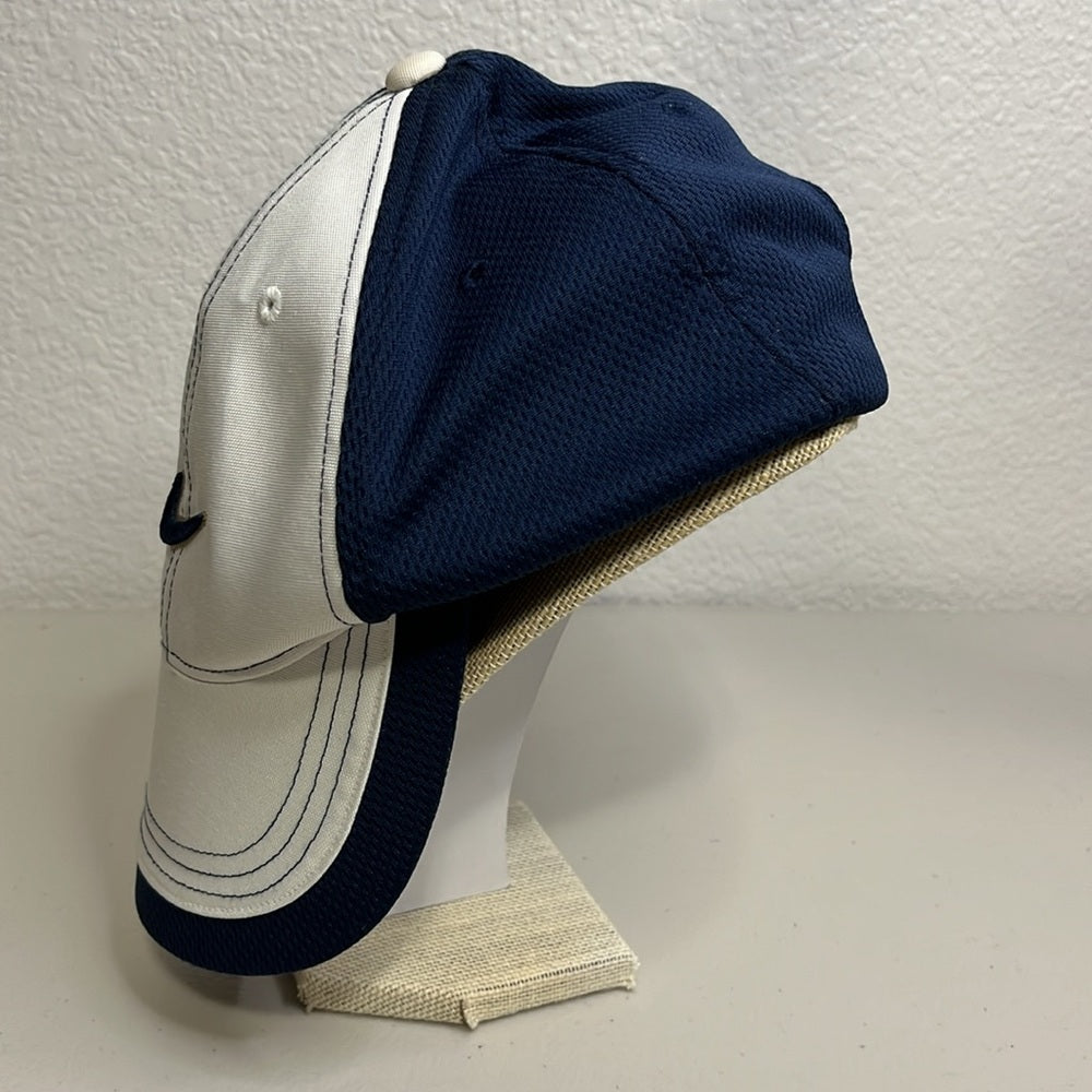 Nike 2010 Adult Unisex Mesh Adjustable Golf Hat/Cap-White/Navy 336056-419