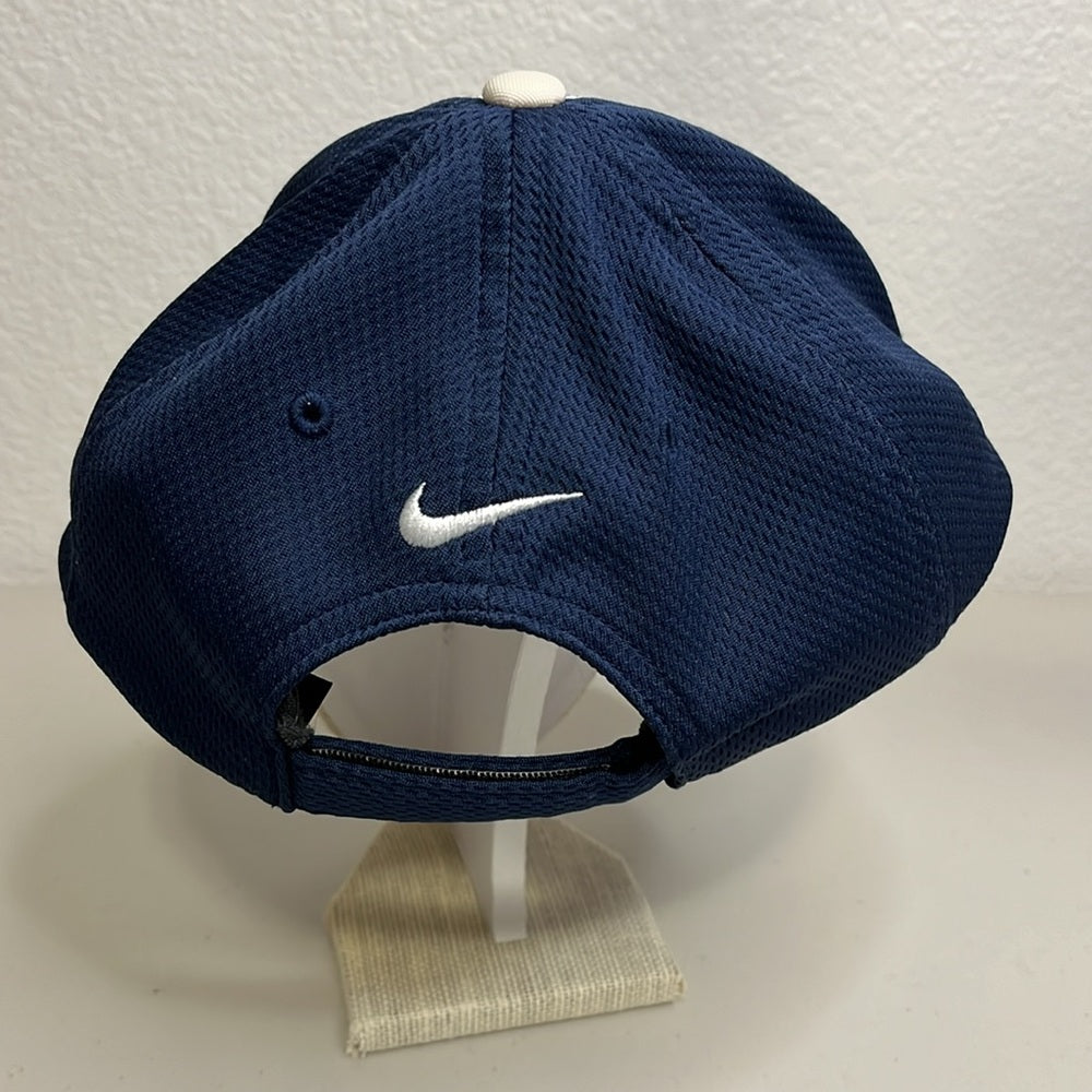 Nike 2010 Adult Unisex Mesh Adjustable Golf Hat/Cap-White/Navy 336056-419