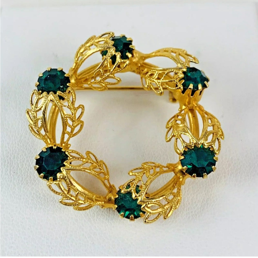 Vintage Green Rhinestone Gold Tone Filigree Brooch Estate Pin