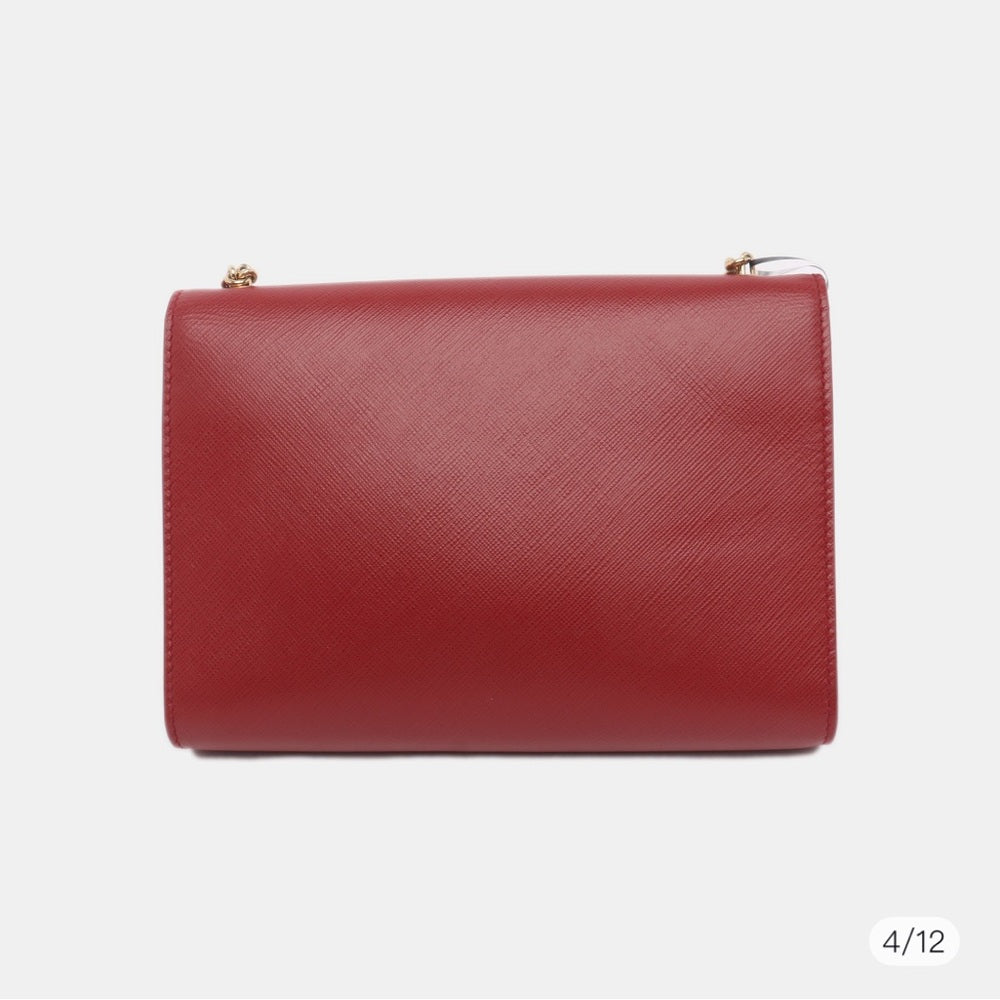 SALVATORE FERRAGAMO 
Hammered Calfskin Mini Miss Vara Bow Chain Bag Rosso