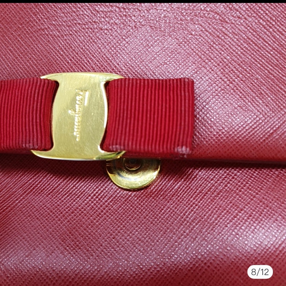 SALVATORE FERRAGAMO 
Hammered Calfskin Mini Miss Vara Bow Chain Bag Rosso