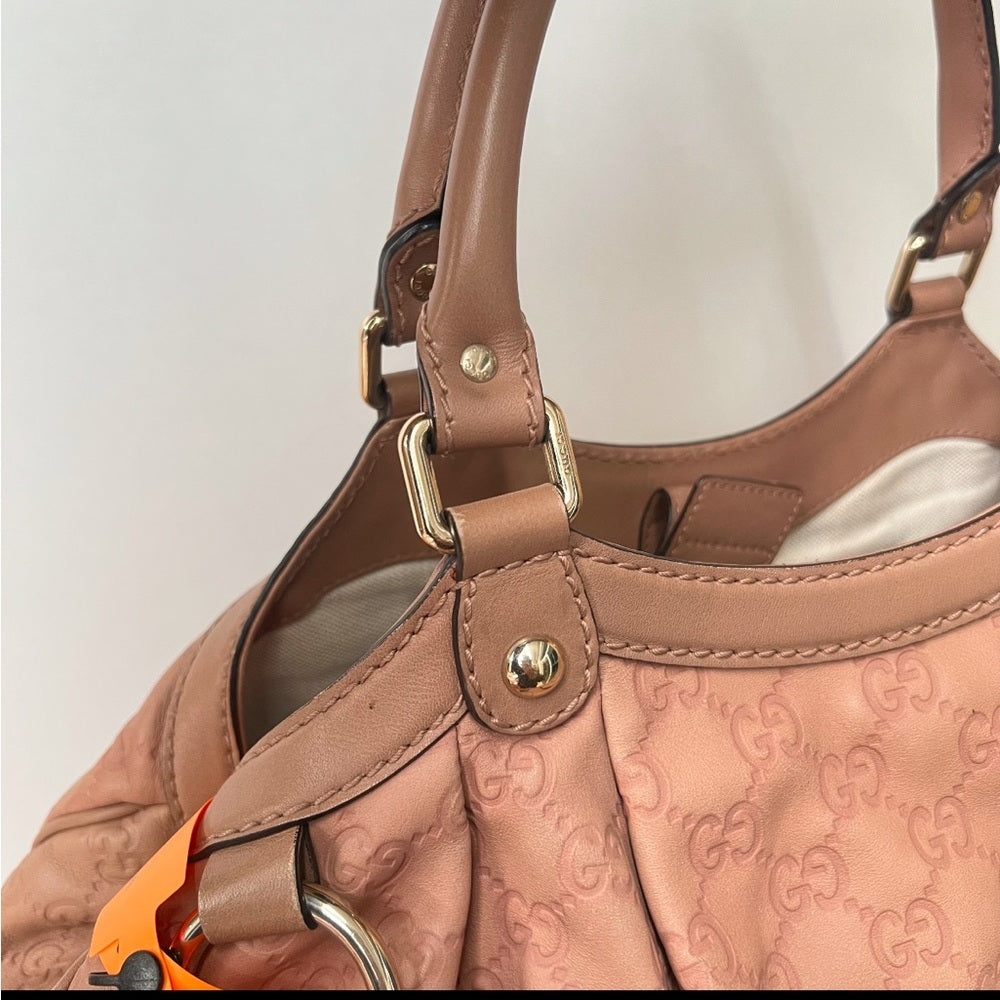 GUCCI Guccissima Leather Sukey Tote Bag