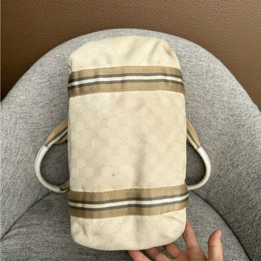 Gucci travel canvas bag