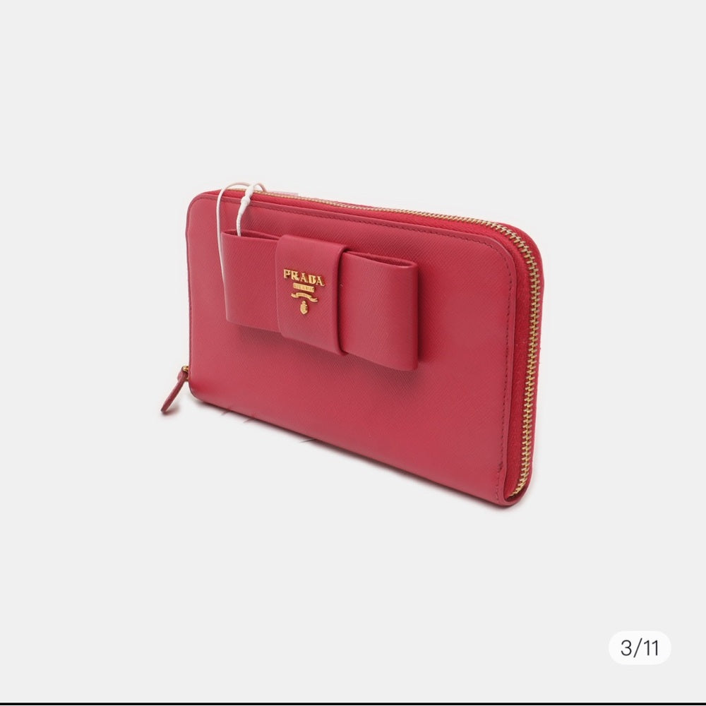 Cartera roja de mujer Prada