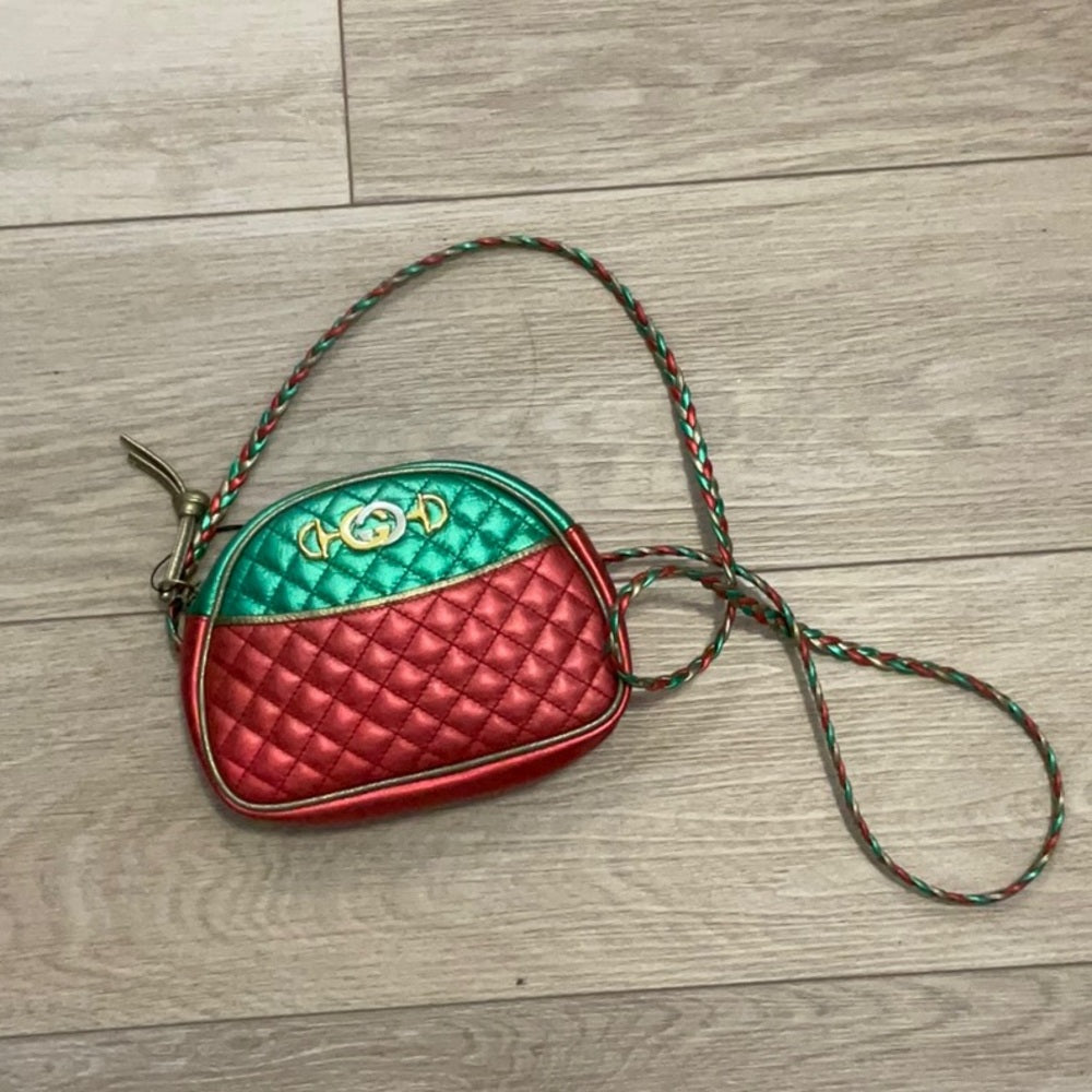 Bolso bandolera acolchado rojo y verde de Gucci