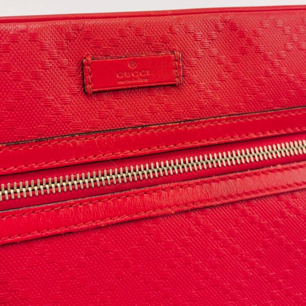 GUCCI red leather crossbody bag