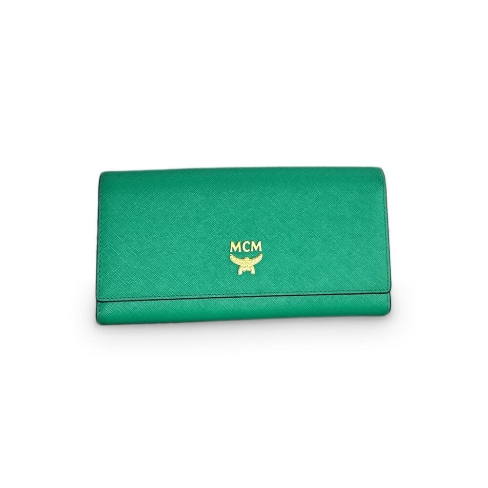 Cartera de piel verde MCM