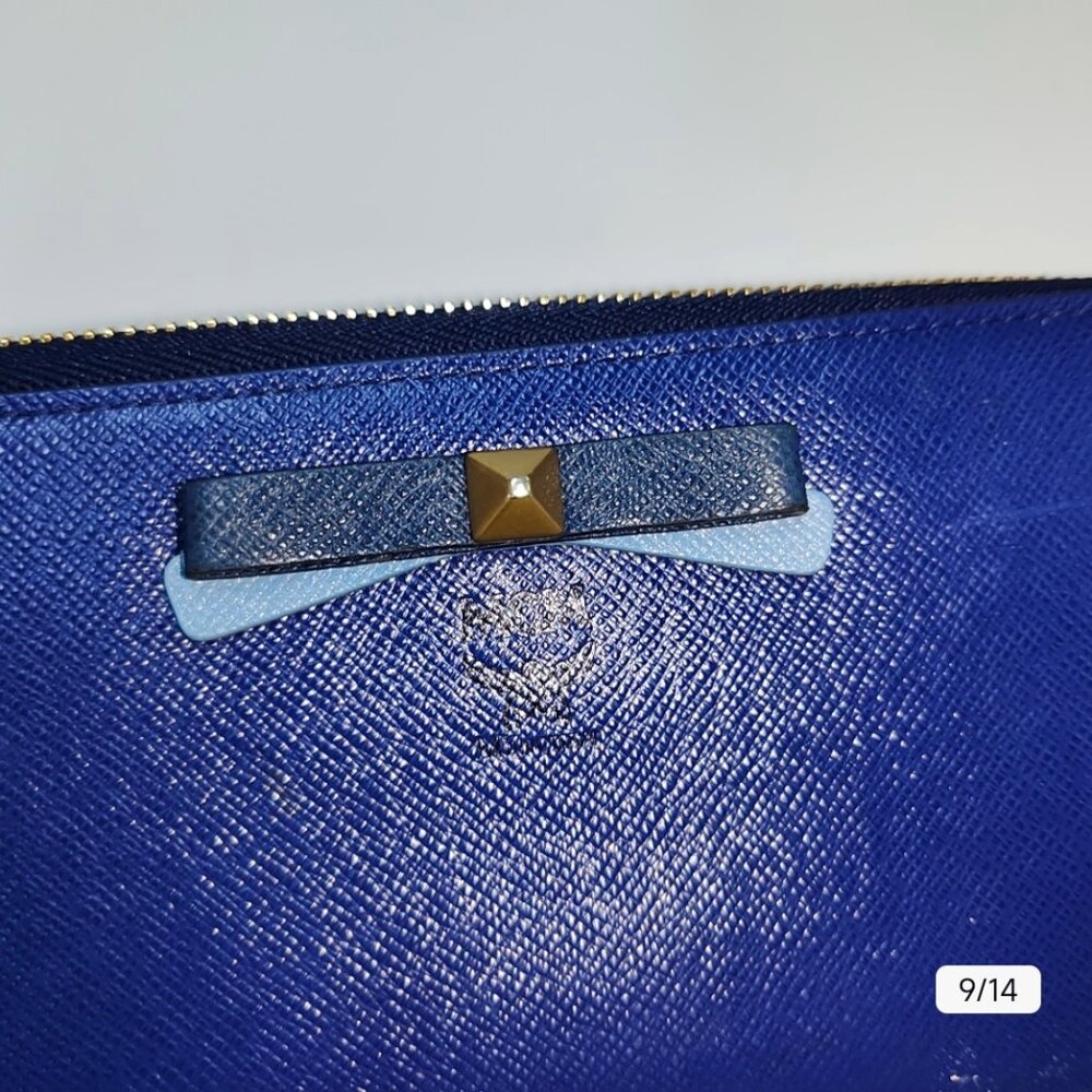 Cartera de piel de sauce azul NINA de MCM