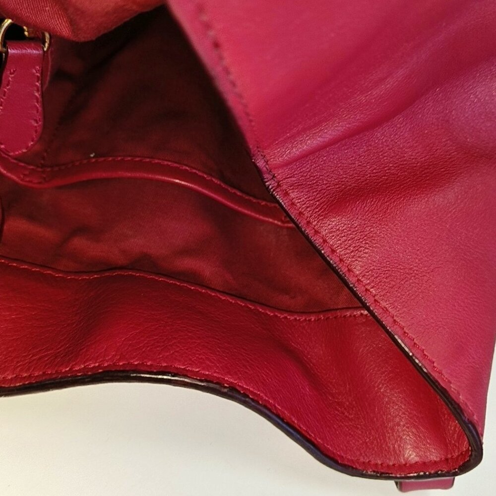 Bolso de hombro Burberry Canterbury de piel color rojo rosa