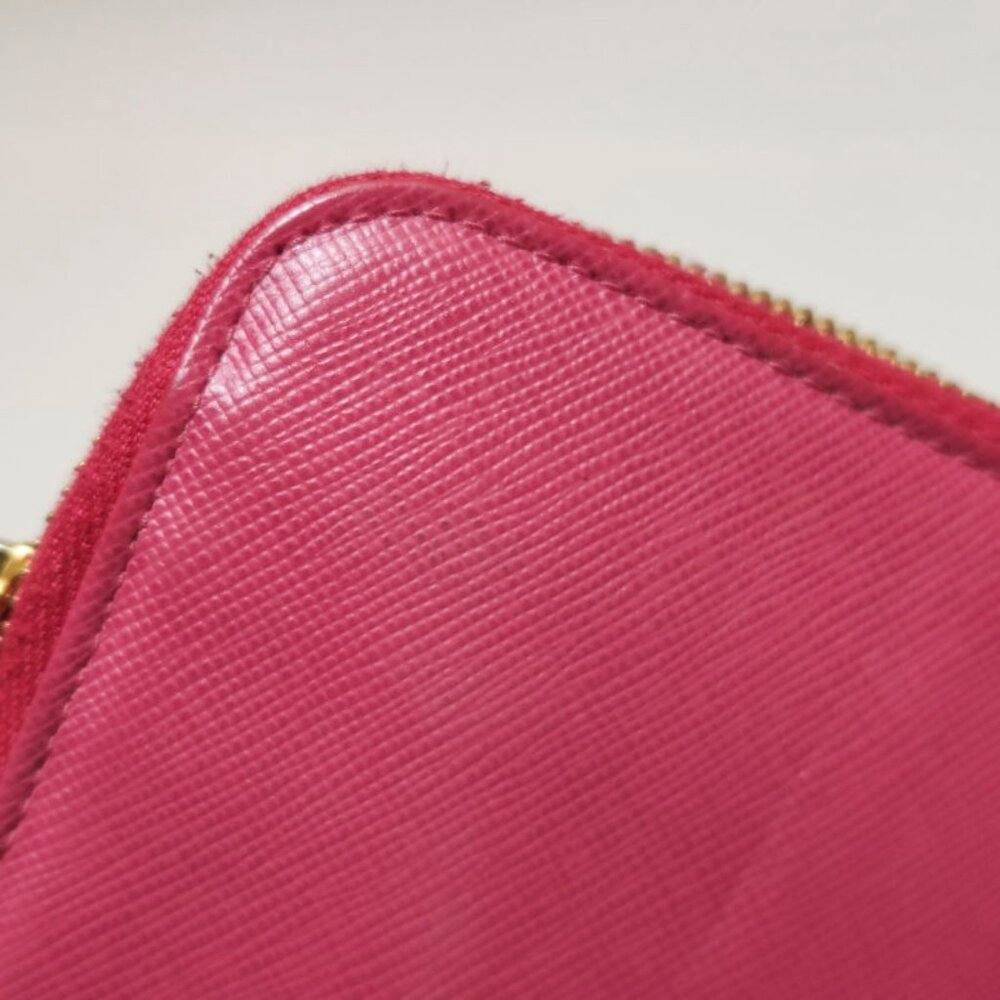 Cartera de piel de vaca con lazo rosa de Prada