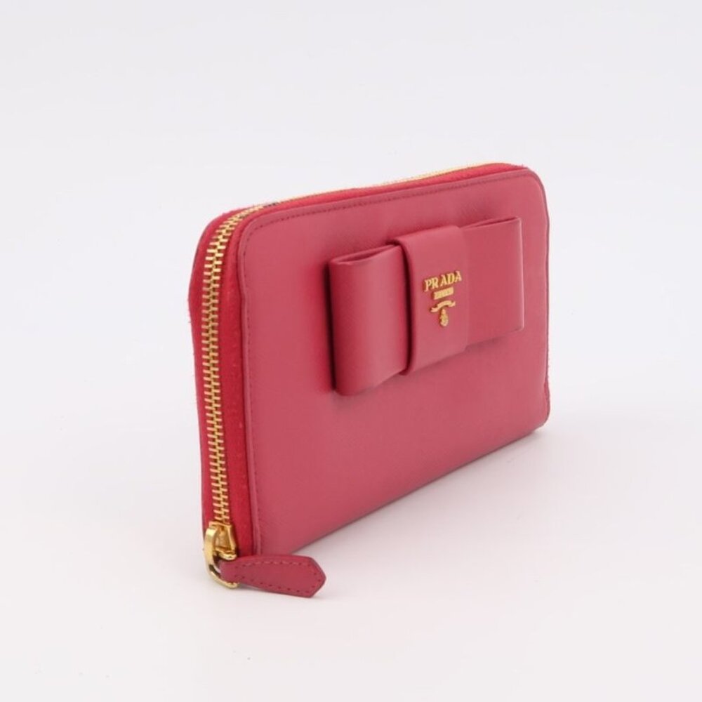 Prada cowhide pink bow wallet