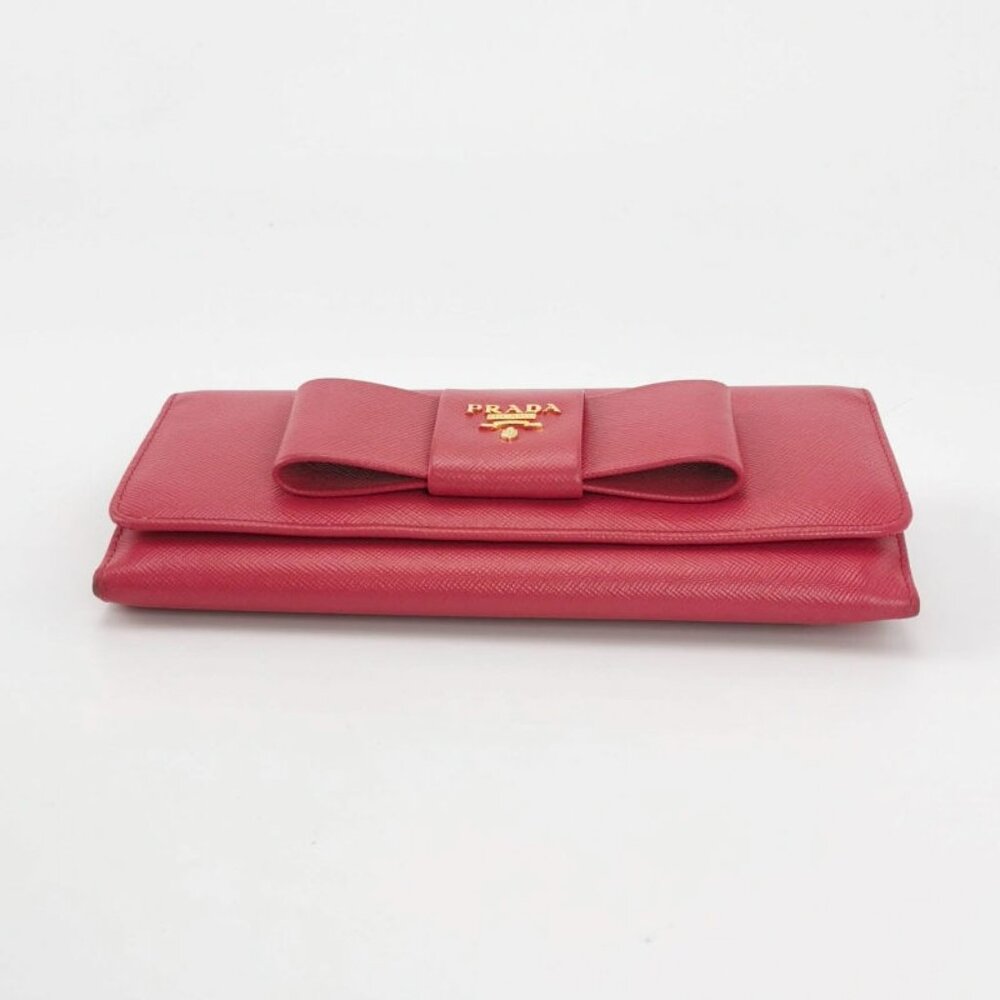 ●Prada Trifold Wallet